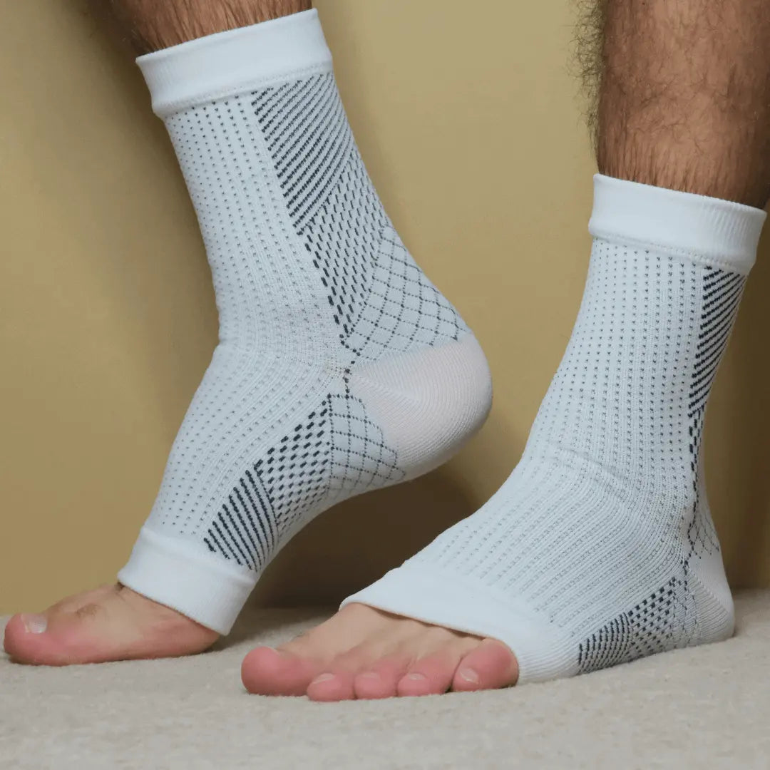 DE NuroSocks™ - Compression socks for foot pain relief